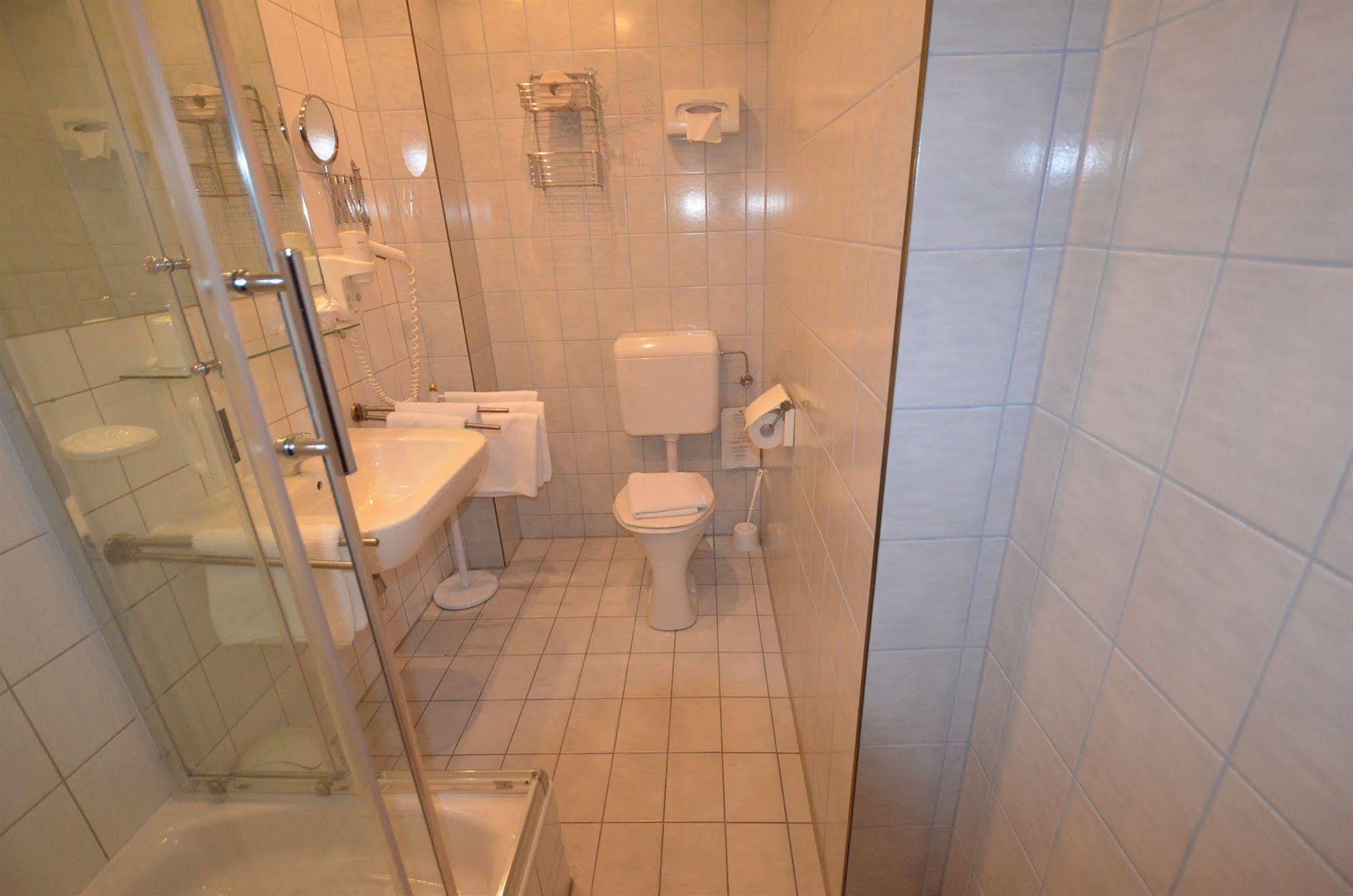 Lumes - Self Check In 4* Vídeň